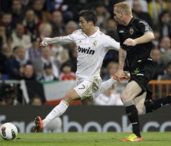 Real Madrid held to 0-0 draw by Valencia