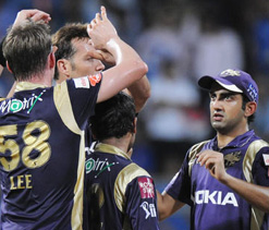 IPL 2012: Inconsistent Mumbai up against rampaging Kolkata