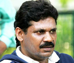 Kirti Azad backs Shah Rukh