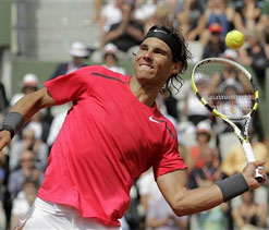 French Open: Top seeds advance to third round