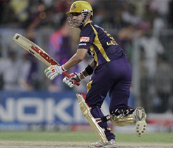 IPL 2012: Unstoppable Gambhir powers KKR to 7-run win over Pune