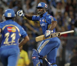 IPL 2012: Mumbai Indians stun Chennai Super Kings in last-ball thriller