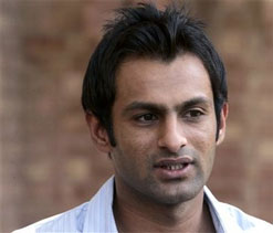 BCCI in dark after Shoaib Malik plays in a DDCA tournament