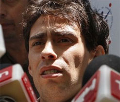 Chile star Valdivia to decide future by Friday after kidnap ordeal