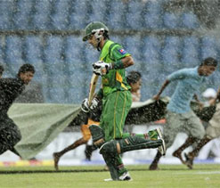 Third ODI between Sri Lanka and Pakistan suspended due to incessant rain