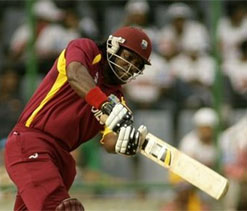 Chris Gayle scores 34 on his comeback against Middlesex