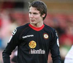 United sign Crewe`s highly rated teenager