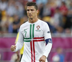Cristiano Ronaldo takes a swipe at Lionel Messi