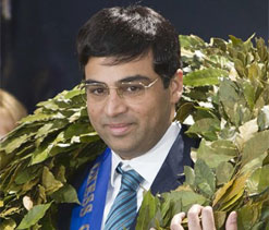 Jubilant fans welcome Anand back home