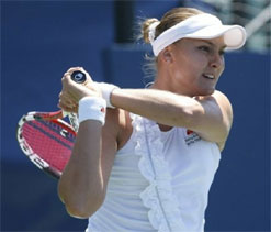 Petrova returns to WTA top 20