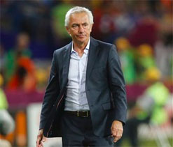 Van Marwijk resigns as Netherlands coach