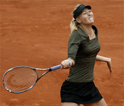 French Open: Sharapova moves into last eight