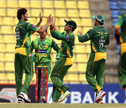Sri Lanka defeat Pakistan by 76 runs to level series