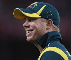 Warner believes ‘much vaunted’ England pacemen are ``gettable``