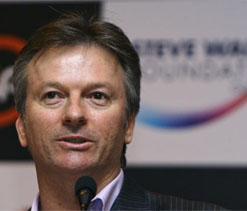 Waugh says Lee raised the bar for modern generation fast bowlers