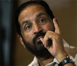 Suresh Kalmadi granted permission to attend London Olympics