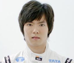 Ma Qing Hua becomes first Chinese to drive F1 car