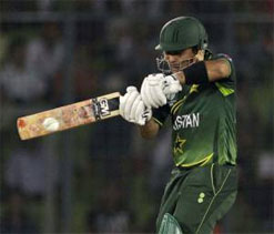 Kamran Akmal included in World T20 squad after clearance on match fixing charges