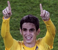 Chelsea agree deal to sign Oscar, claims Internacional president