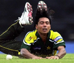 Akhtar finds Mohammad Sami ''mentally weak''