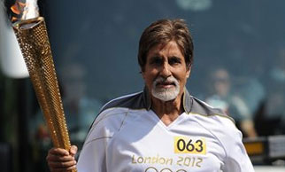 London Olympics: Proud moment for India as Big B carries the torch