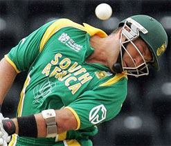 Elgar called up to Proteas` ODI squad for England