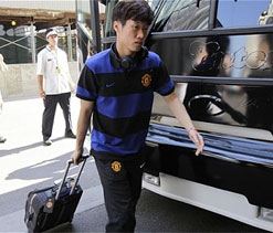 Manchester United star Park Ji-Sung to undergo QPR medical