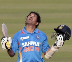 'If Sachin`s record is not broken, human race will fall behind'
