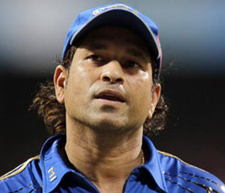 Tendulkar wishes countrymen; reminisces about his 1st century