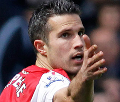 Robin Van Persie closer to Manchester United move?