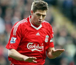 I`m not ready for Paul Scholes role: Steven Gerrard