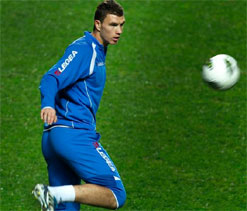 Manchester City striker Dzeko reveals Serie A ambition