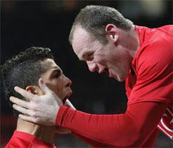 Ronaldo can’t walk past his reflection without admiring it: Rooney