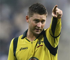 Clarke tells fringe players scoring centuries only way into national team