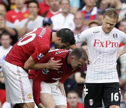 Wayne Rooney returns to light training