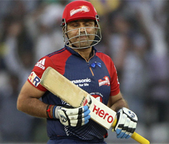 Virender Sehwag steps down as Daredevils skipper, Jayawardene to lead