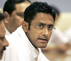 Kumble bats for Harbhajan`s inclusion in Indian squad