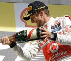 Button backs ‘quick learner’ Perez to replace Hamilton if he leaves McLaren  
