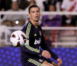 La Liga: Real Madrid beat Rayo Vallecano 2-0