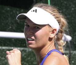 Japan Open: Wozniacki, Radwanska through to 3rd round