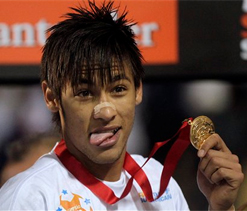 Neymar leads Santos to Recopa Sudamericana title
