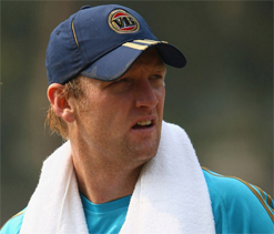 White eyeing Oz career comeback with solid showing against Pak spinners