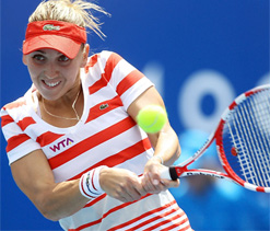 Elena Vesnina wins first WTA title in Hobart