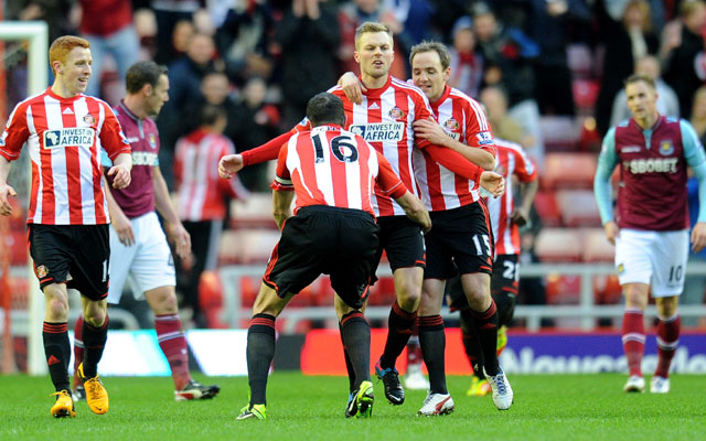 Sunderland beat West Ham 3-0
