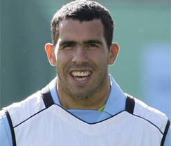 Tevez contemplating penning new deal with Man City
