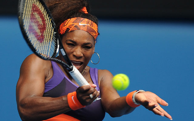 Australian Open 2013: Serena Williams in third round