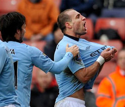 Manchester City beat Stoke City in FA Cup