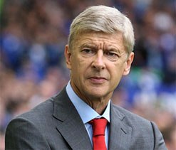 Wenger says Arsenal fans only want Messi-like signings