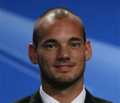 Galatasaray in talks to sign Wesley Sneijder