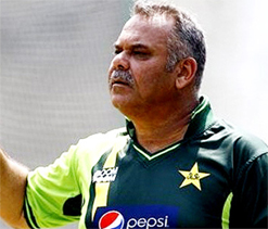 Pakistan spinners will leave South Africa reeling , feels Whatmore